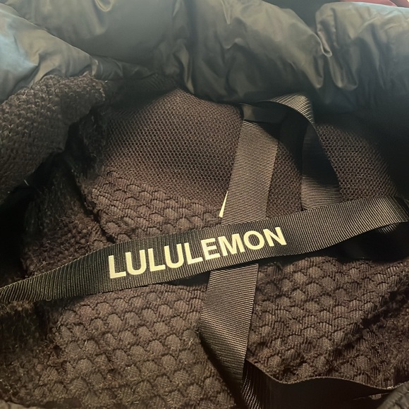 ✨Host Pick ✨ Lululemon Winter Coat - Picture 11 of 14